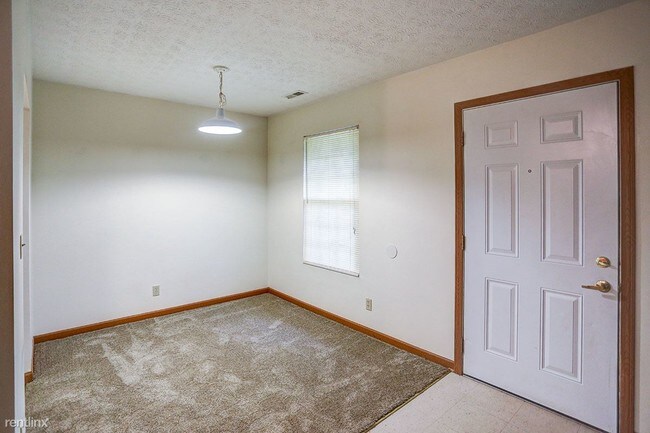 Building Photo - 2 br, 1 bath Apartment - Patrick Place LP