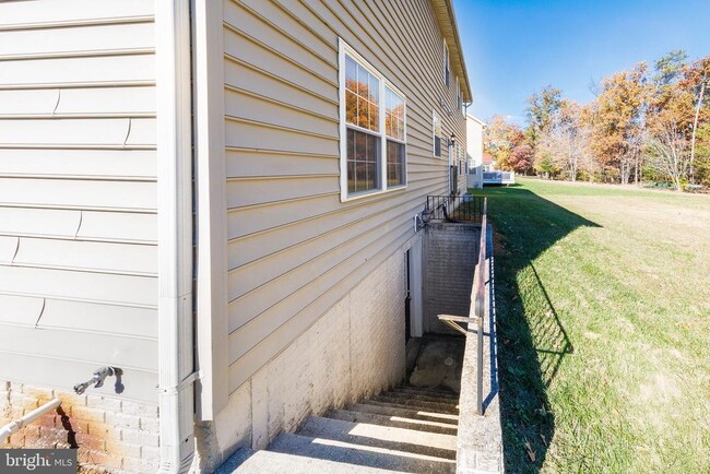 Building Photo - 9402 Pep Rally Ln