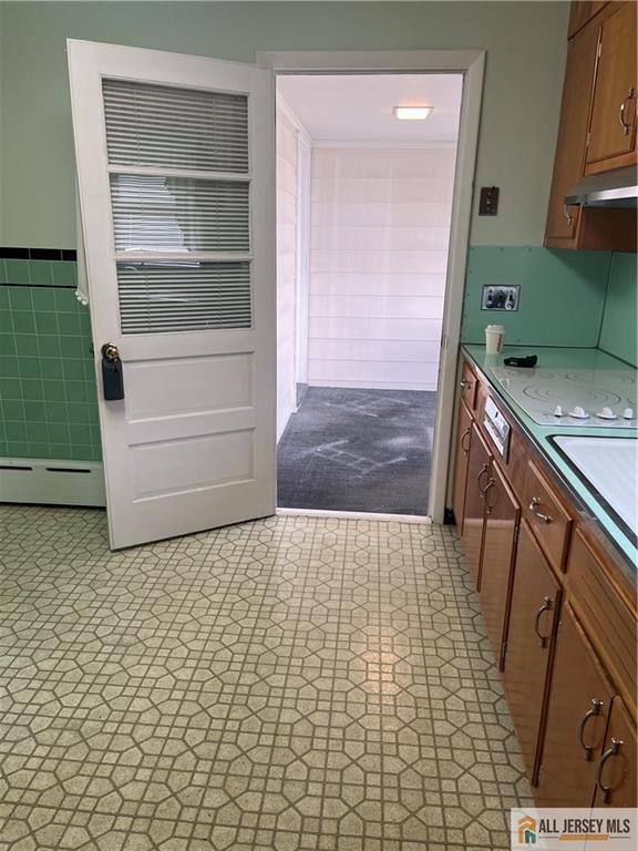 Building Photo - 102 Prentice Ave