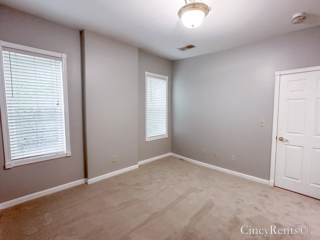 Building Photo - 2126 Fulton Ave