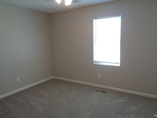 Building Photo - Upgraded House for Rent-3 Bedroom