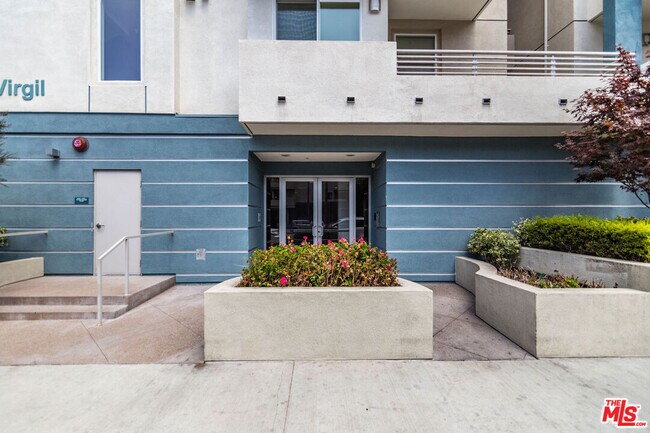 Building Photo - 436 S Virgil Ave