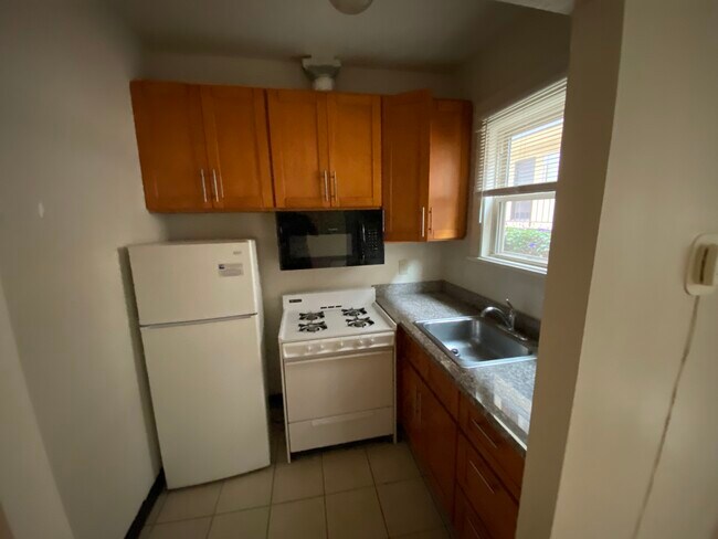 Building Photo - 2325 Channing Way