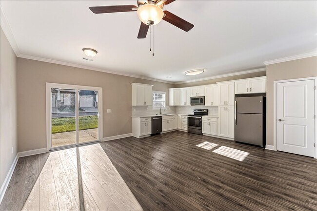 Building Photo - 332 Titan Rdg Wy