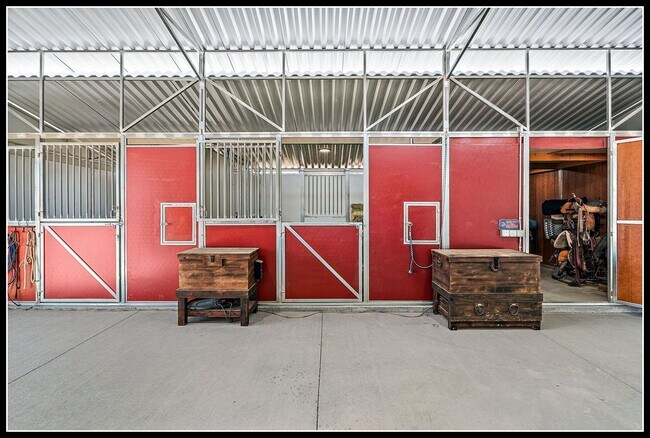Building Photo - 3 Acre Horse Ranch & Home Rental SE Boise ...
