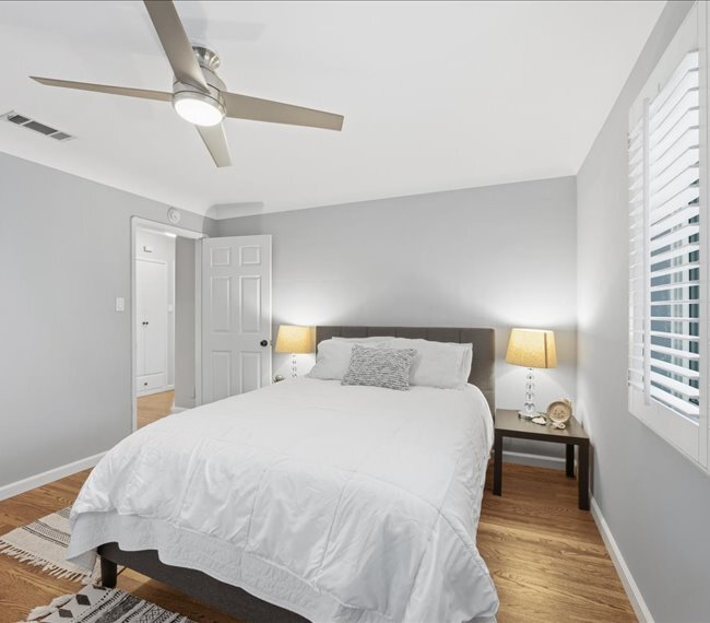 Building Photo - 1905 S Walker Ave