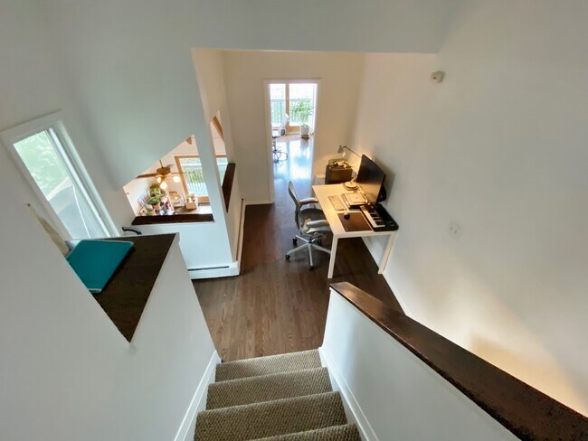 Building Photo - 16 Prospect Ave