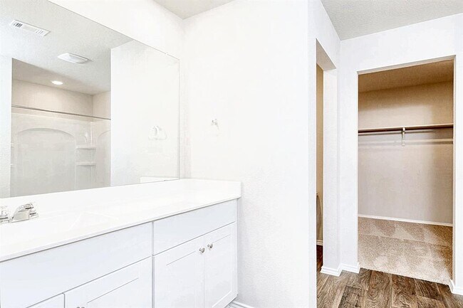 Building Photo - 5901 Xene Dr