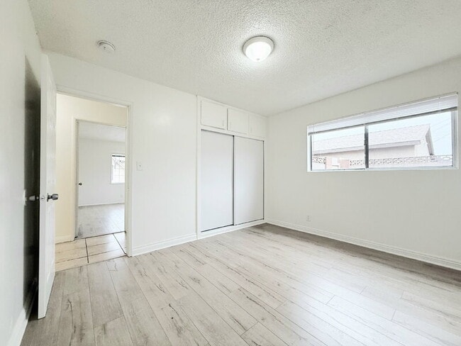 Building Photo - 12712 Kalnor Ave