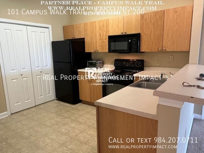 Building Photo - 101 Campus Walk Trl