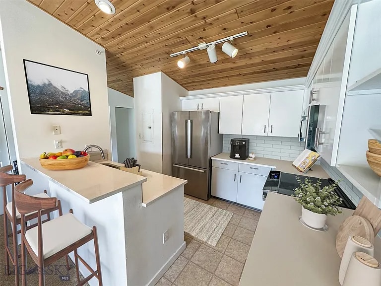 Building Photo - 120 Firelight Dr