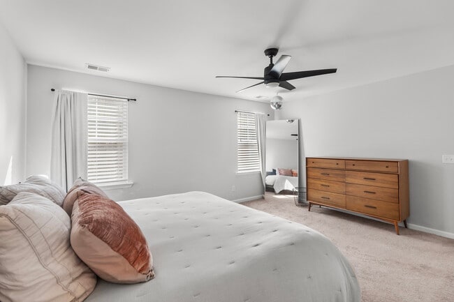 Building Photo - 246 Sessile Oak Rd