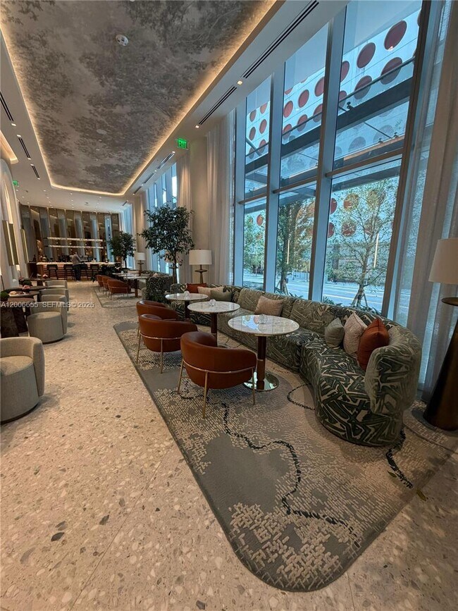 Building Photo - 77 SE 5th St