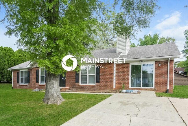 Building Photo - 3 Bedroom Pet-Friendly Home in CHARLOTTE, ...