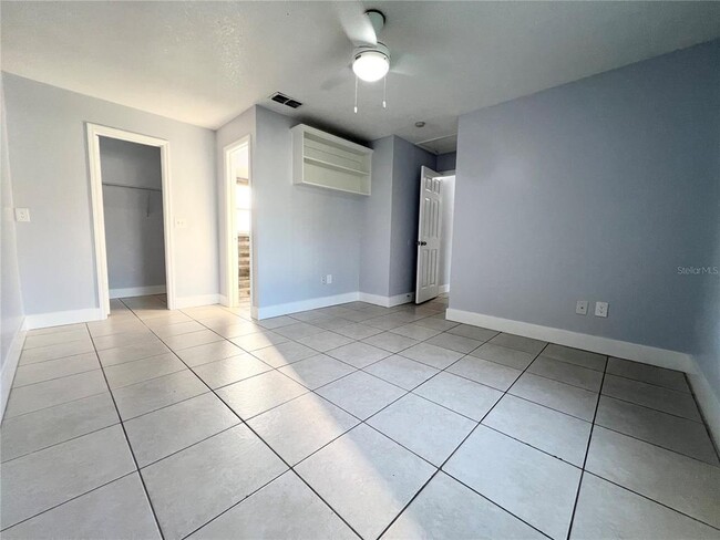 Building Photo - 11340 Cardiff Dr