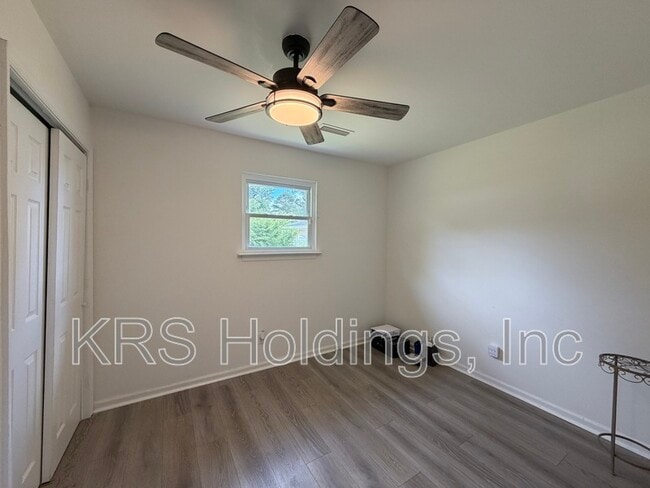 Building Photo - 1035 Tradewinds Rd