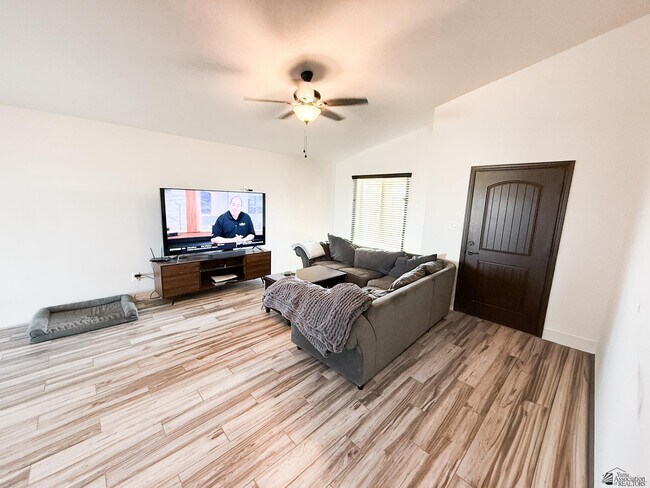 Building Photo - 4168 S Hinckley Dr
