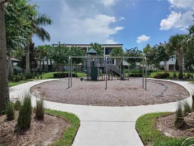 Building Photo - 13635 Larkton Ln