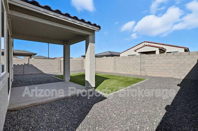 Building Photo - 18260 W Daley Ln