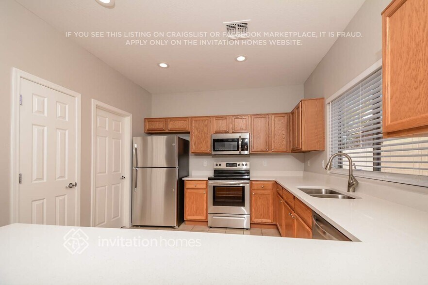 Building Photo - 15149 N 138th Ln