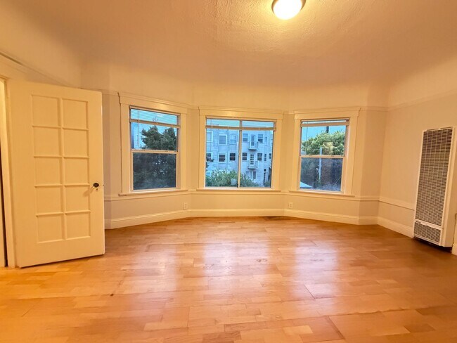 Building Photo - 234 17th Ave