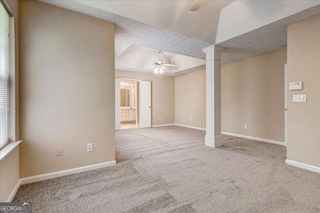 Building Photo - 1475 Trafalgar Way
