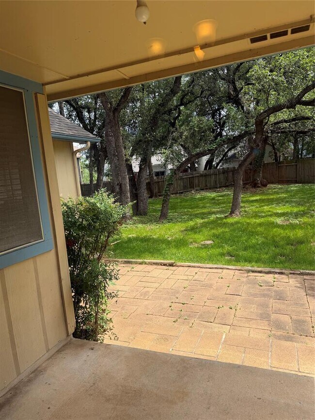 Building Photo - 6303 Weeks Cove