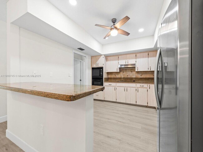 Building Photo - 17223 SW 87th Ave