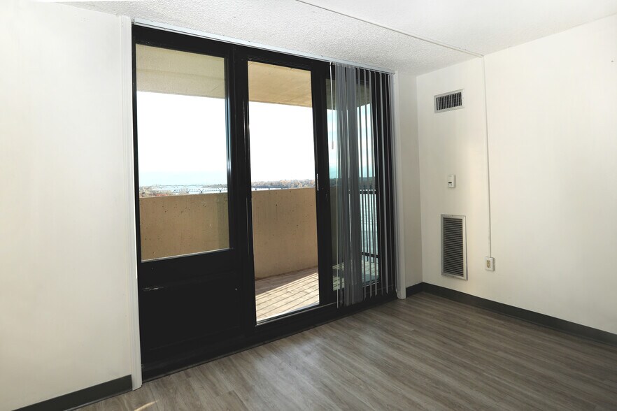 Apartment Home Balcony - Marina Vista OPEN HOUSE JULY 11th 10-1pm