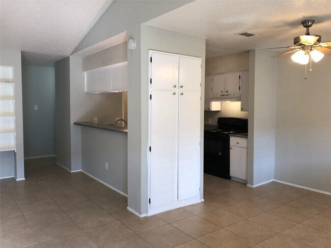 Building Photo - 4305 Acropolis Ct