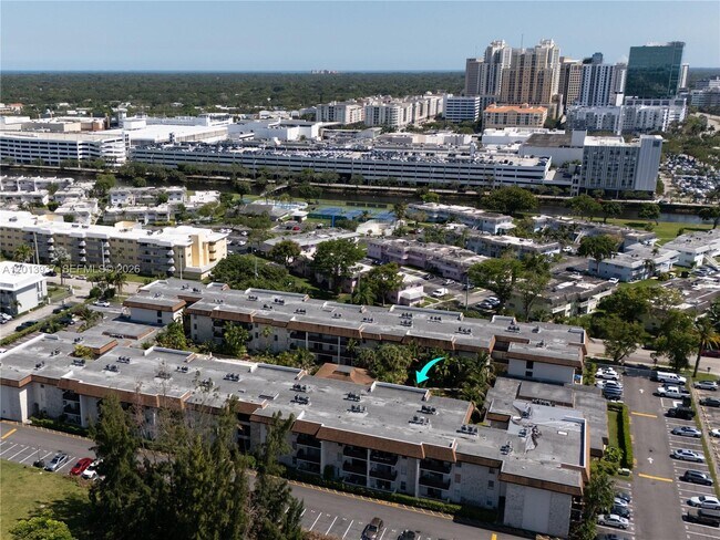 Building Photo - 7487 SW 82nd St