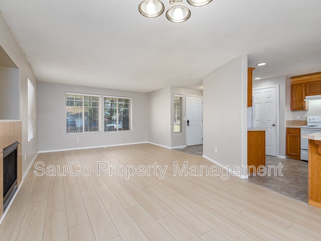 Building Photo - 4437 SE 125th Ave