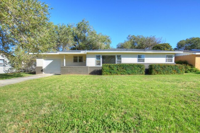 Primary Photo - 4014 44th St
