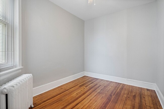 Building Photo - 3 bedroom 1 bath home in Cobbs Creek