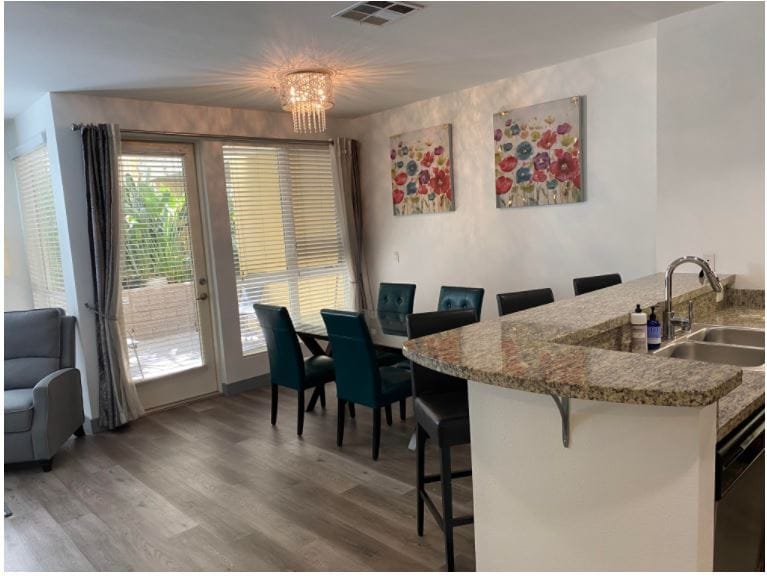 Building Photo - 21301 Erwin St