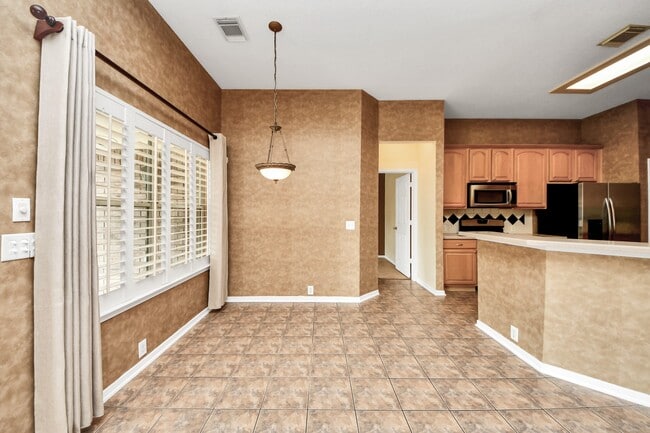 Building Photo - 7310 Whistle Ct