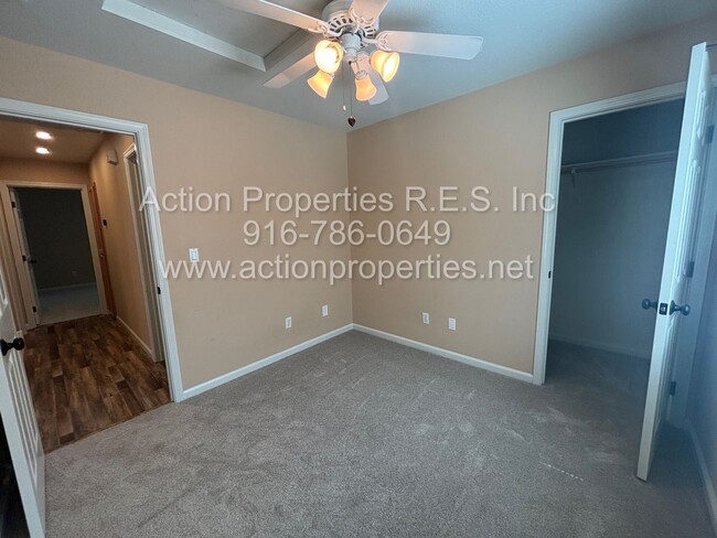 Building Photo - West Roseville LongMeadow 2 Gated, Single ...