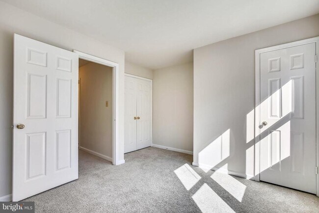 Building Photo - 510 Colecroft Ct