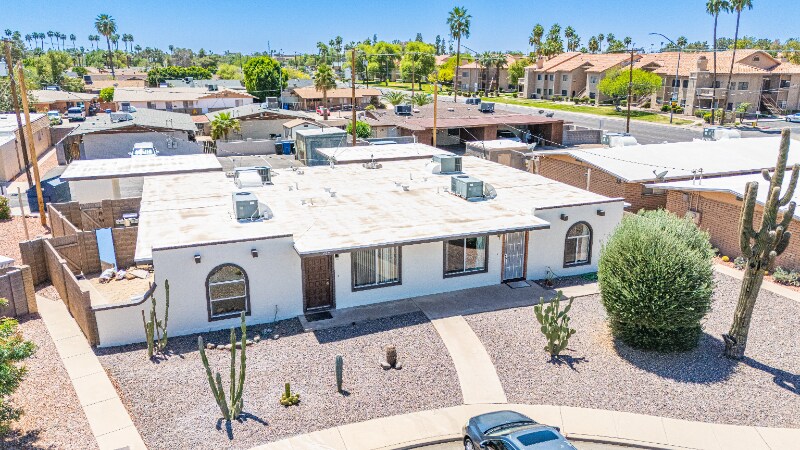 Building Photo - 1041 N Mesa Dr