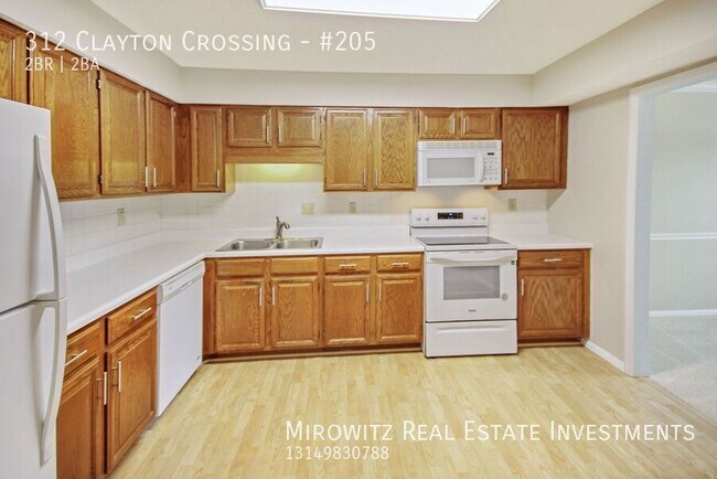 Building Photo - 312 Clayton Xing Dr
