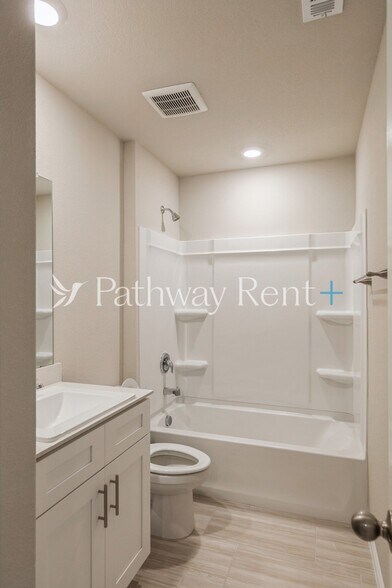 Building Photo - 9561 Mint Hill Dr