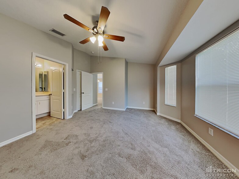 Building Photo - 1404 Marsh Wood Dr