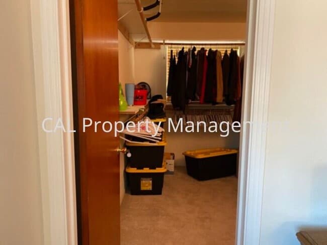 Building Photo - Beautiful 4 Bedroom Home in Salinas, CA