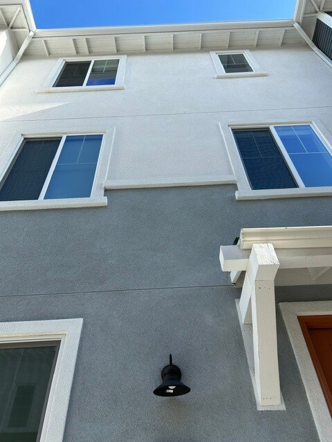 Building Photo - 1472 W Sunrise Ln
