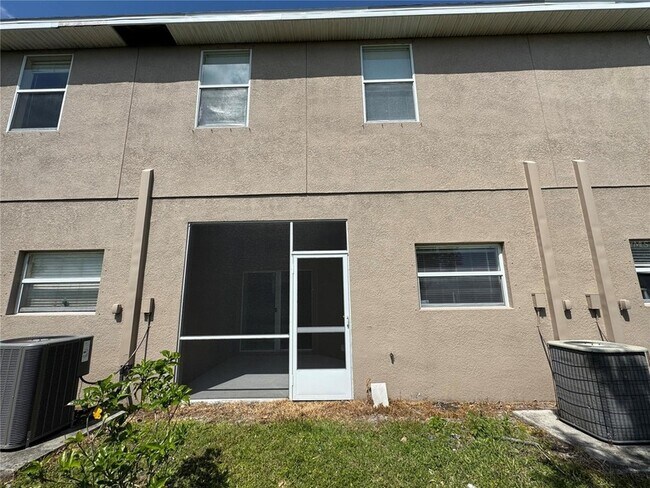 Building Photo - 1390 Grantham Dr