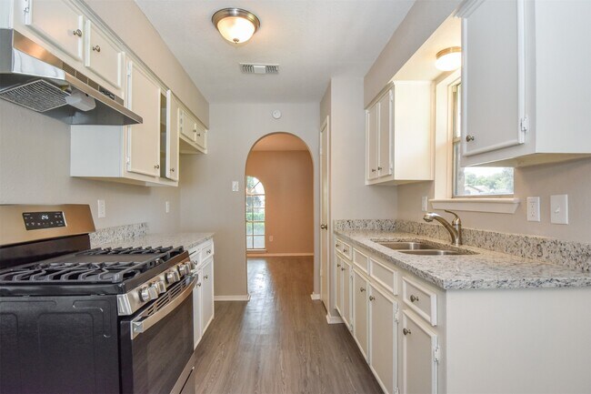 Building Photo - 11719 Murr Way