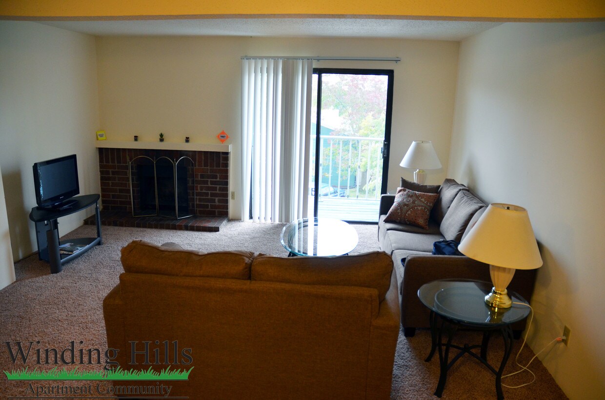 Winding Hills Apartments Davenport