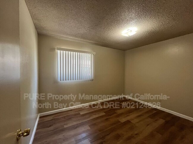 Building Photo - 308 Cooper Ln