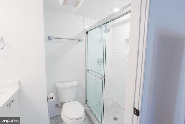 Building Photo - 2869 28th St NW