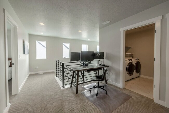 Building Photo - 1854 N High Uintas Ln